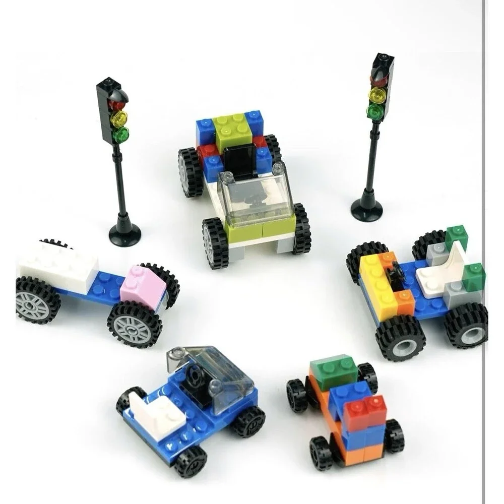 Wheels and Axles Sets with Steering Wheels & Windshield & Traffic Light & Tires